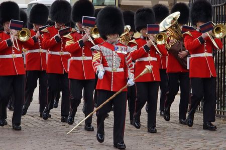 Private Changing the Guard EXTRA!