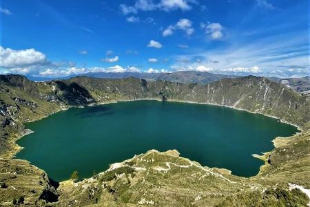 Full-Day Tour to the Quilotoa Lagoon, Ecuador.