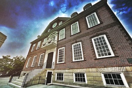  Newport Ghosts: Seaside Hauntings and Hags Tour