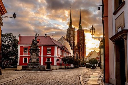 Fascinating Highlights of Wroclaw - Walking Tour