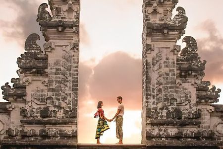 Gates of Heaven Tour: Tirta Gangga - Kanto Lampo Waterfall