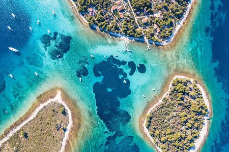 Blue Lagoon & 3 Islands Private Boat Tour