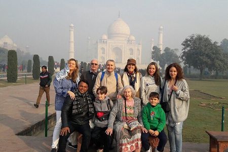 Private One Day Trip to the Taj Mahal, Agra & Fatehpur Sikri from Jaipur