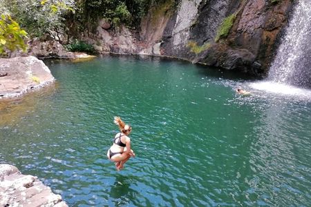 7 Cascades Full Day 