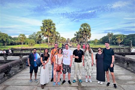 Private Temples and Lake Explorer