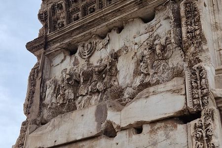 Private Jewish tour: Colosseum, Arch of Titus and Roman Forum