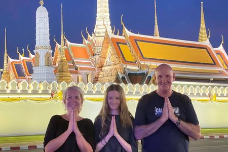 Bangkok Tuk-Tuk Tour by Night with Chinatown Street Food Meal