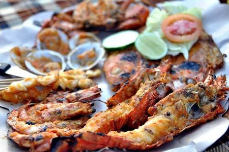 Romantic Seafood Dinner at Jimbaran beach