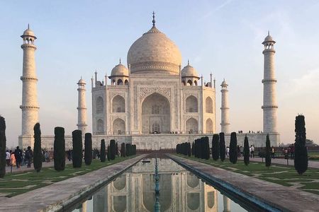 5-Day Golden Triangle Private Tour in Delhi, Agra and Jaipur