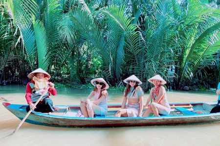 Cu Chi Tunnels and Mekong Delta Small-Group Tour