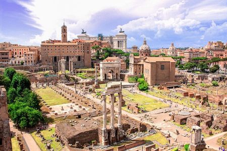 Ancient Rome Guided Walking Tour: Colosseum, Forum and Palatine