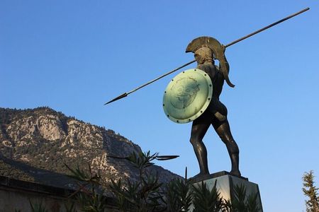 Spiritual Delphi & Thermopylae Battlefield Private Full Day Tour