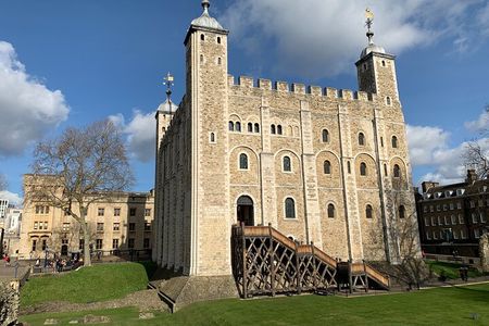 Tower of London Private Guided Tour for Kids and Families 