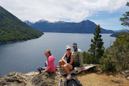 Multisport: Moreno Lake Kayaking and Mirador del Tristeza Hiking