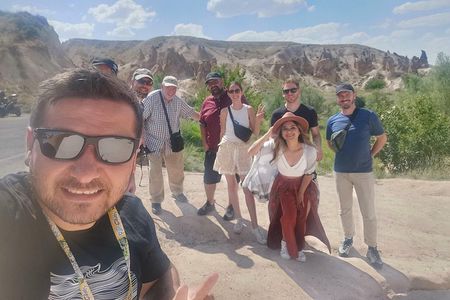 Premium Cappadocia Red Tour: Small Group, Lunch & Museum Tickets
