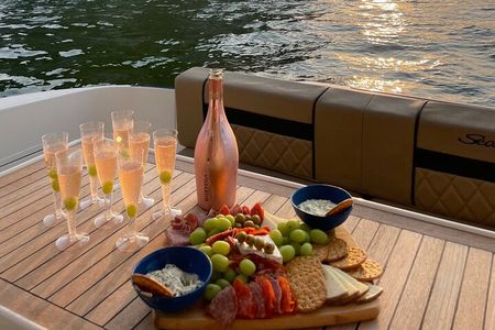 Puerto Vallarta: Private Luxury Yacht Sunset Cruise with Open Bar