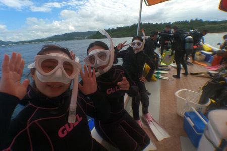 Boat Snorkeling Trip 2 Rounds 【Minna, Sesoko , Motobu Okinawa】