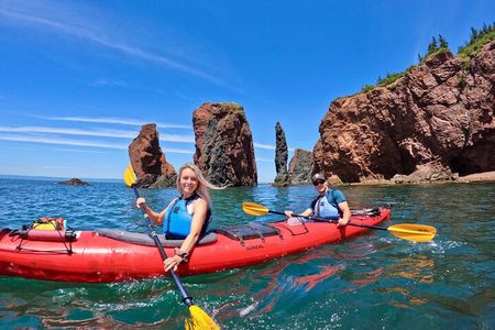 Three Sisters Sea Kayaking Day Tour