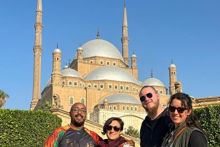 3- Exploring Cairo Days Tours to Saqqara,Giza pyramids & Cairo city, with Lunch
