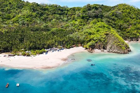 Isla Tortuga from Jacó with Lunch and transportation