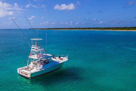 4 Hour Private Fishing Tour in Puerto Aventuras Riviera Maya