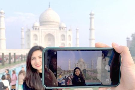 Sunrise Tour of Taj Mahal with Agra Fort and Baby Taj