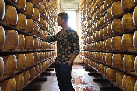 Parma Delights Tour: Parmigiano, Prosciutto & Balsamico