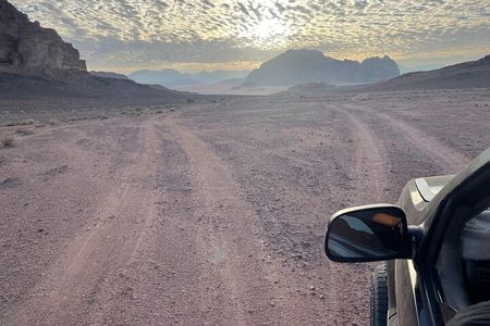 Private 2Day Jeep Tour with Overnight in Bedouin Camp in Wadi Rum