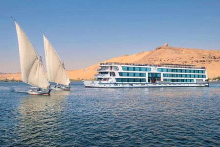 Nile Cruise From Luxor to Aswan 4 Nights Full Board With Guide and Sightseeing
