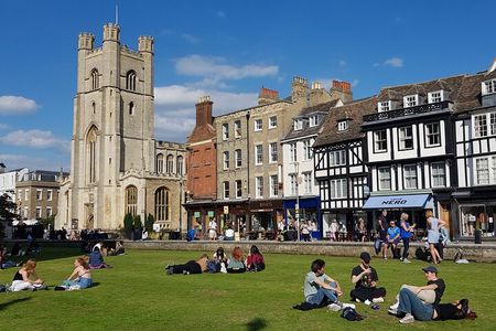 Tangential Cambridge: Private Walking Tour of Cambridge
