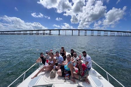 Island Fun Yacht Rental in Miami Beach