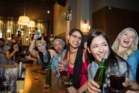 3 Hour Bar Tour in Cairo