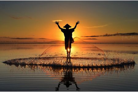 Sunrise With Fisherman Shot Tour in Bali