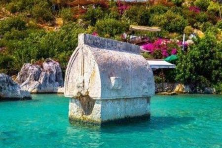 Explore Lycian Rock Tombs, St. Nicholas Church & the Sunken City