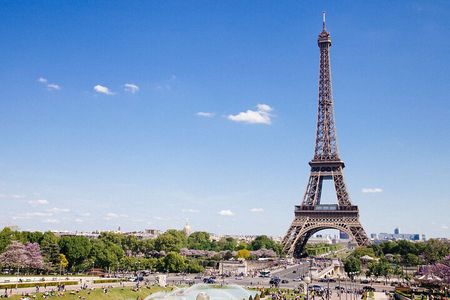 Explore Paris in 90 minutes with a Local