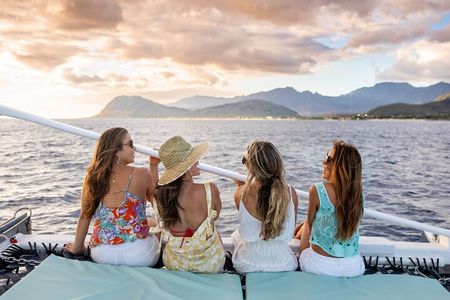 2-Hour Oahu Sunset Catamaran Sail