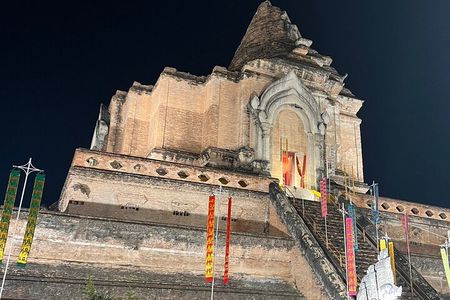 Chiang Mai Temples and Market Tuk-Tuk Evening Night Tour