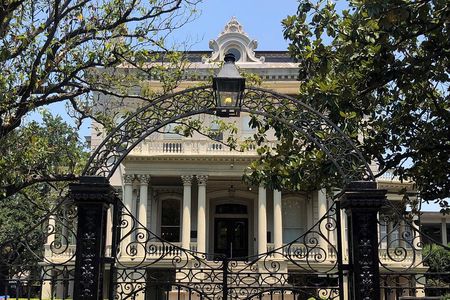 New Orleans Highlights of the Garden District Walking Tour