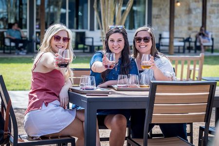 All-Inclusive Social Wine Tour