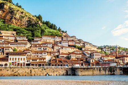 From Tirana: Berat UNESCO Full-Day Tour and Belshi Lake 