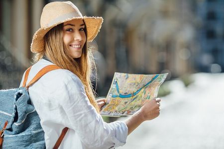 Majestic Historical Walking Tour in Heraklion