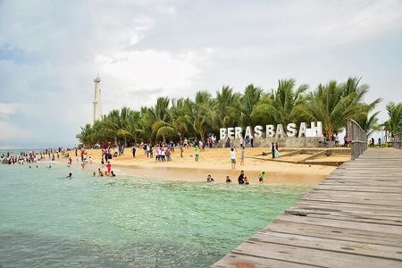 Langkawi Island Hopping Private Boat Tour with Transfer