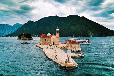 Mini Boka Private Tour Perast Lady Of The Rock Kotor