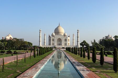 Taj Mahal and Agra Fort Private Tour by Car from Delhi
