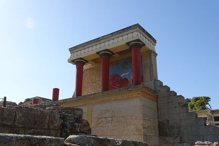 Private Tour-Knossos Palace Zeus Cave Olive Oil Mill & Wine 