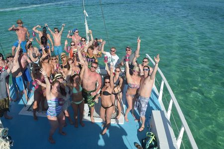 Half Day Party Boat and Snorkeling in Punta Cana