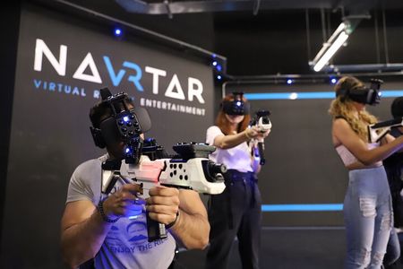 Epic 60 Minute Free-Roam Virtual Reality Experience at Navrtar
