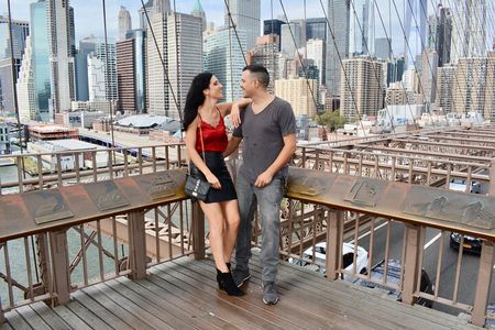 Private Brooklyn Bridge and Dumbo Professional Photoshoot