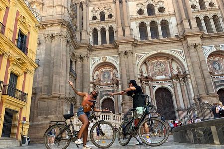 Malaga Electric Bikes Guided Tour 