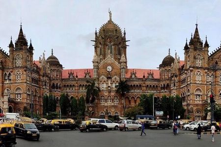 Mumbai City Private Full Day Tour with Local Guide & Meal